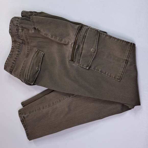 Mossimo Supply Co. Denim - Mossimo Skinny Demin Cargo Jeans Size 8 Fit 4 Inseam 31"
